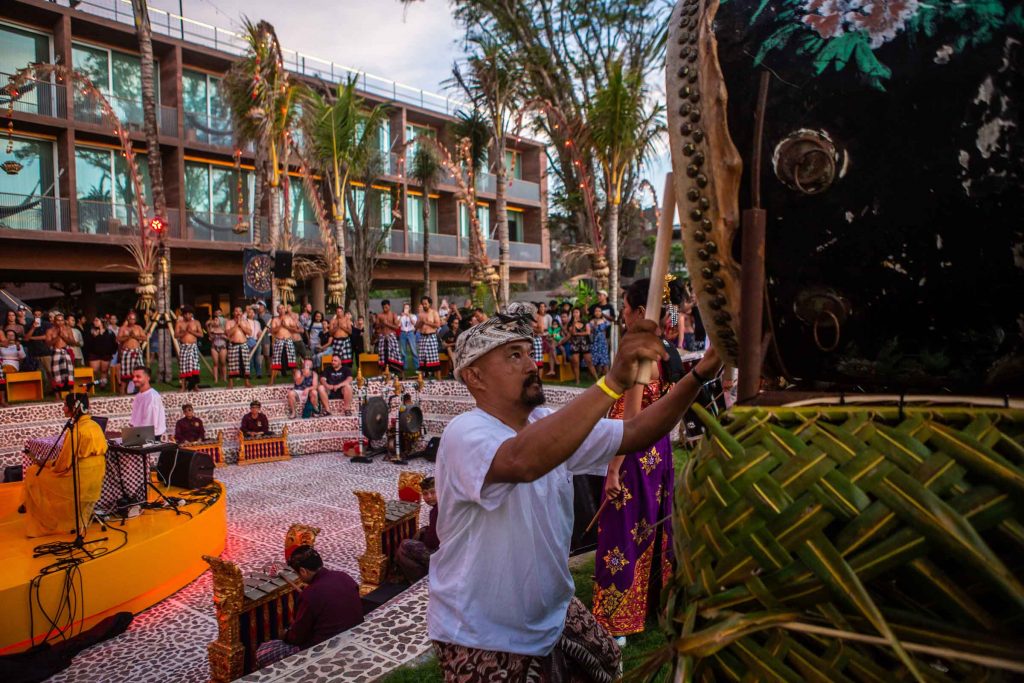 Sunset Circle: Asa Tone, Gamelan Orchestra at Desa Potato Head Seminyak, Bali